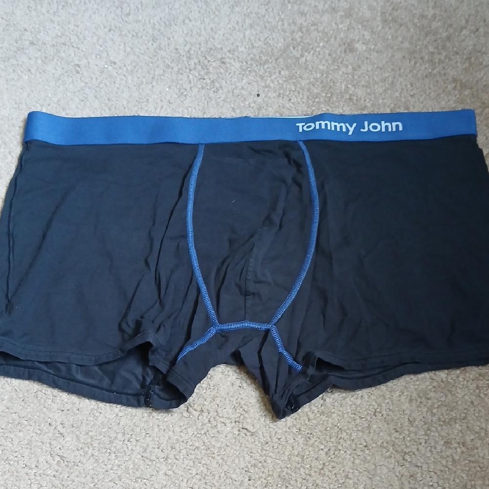 Tommy John Men's Black and Blue Boxer Briefs